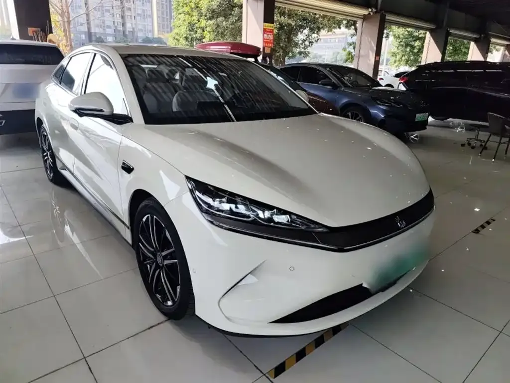 BYD Qin L — фото 2