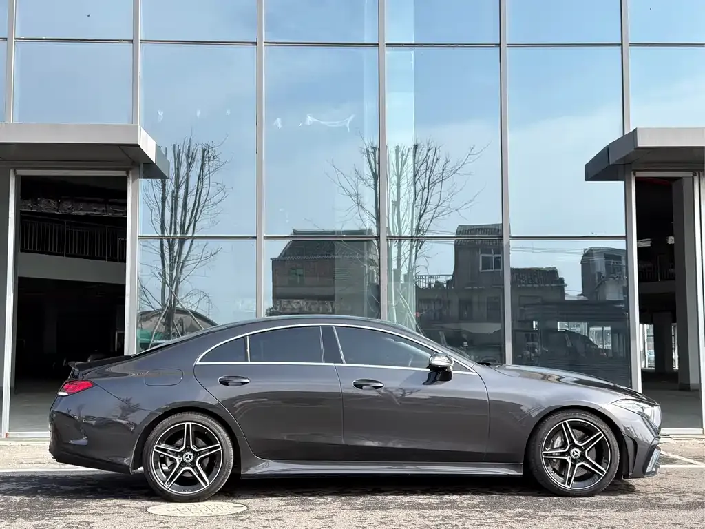 Mercedes-Benz CLS — фото 3