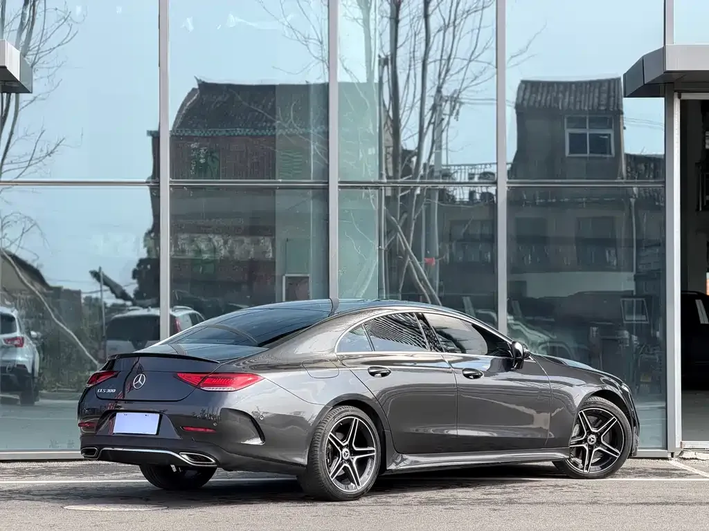Mercedes-Benz CLS — фото 2