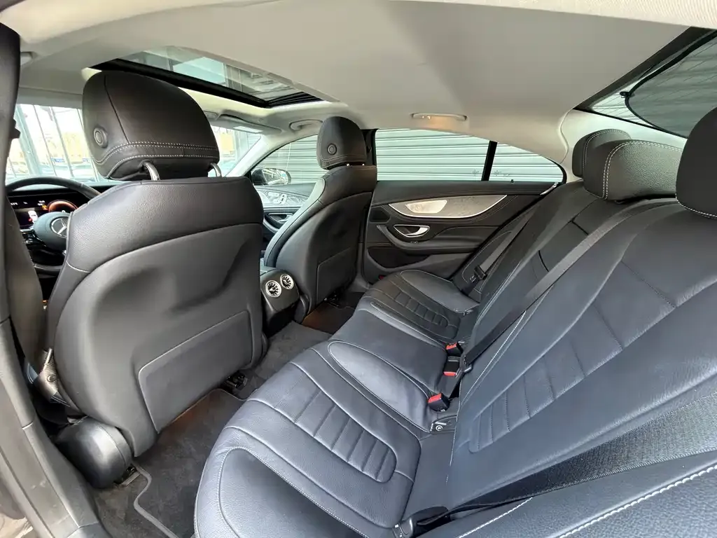 Mercedes-Benz CLS — фото 9