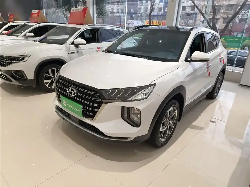 Hyundai Tucson — фото 7