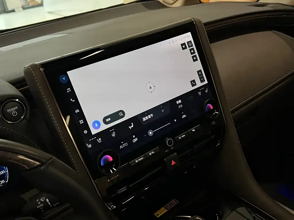 Toyota Alphard — фото 9