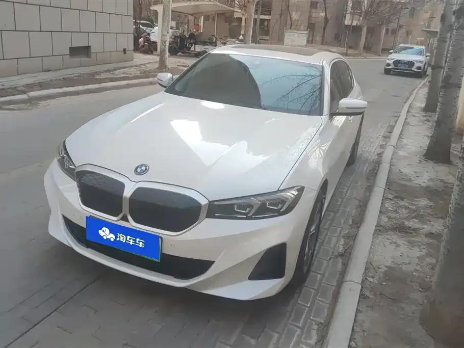 BMW i3 — фото 1