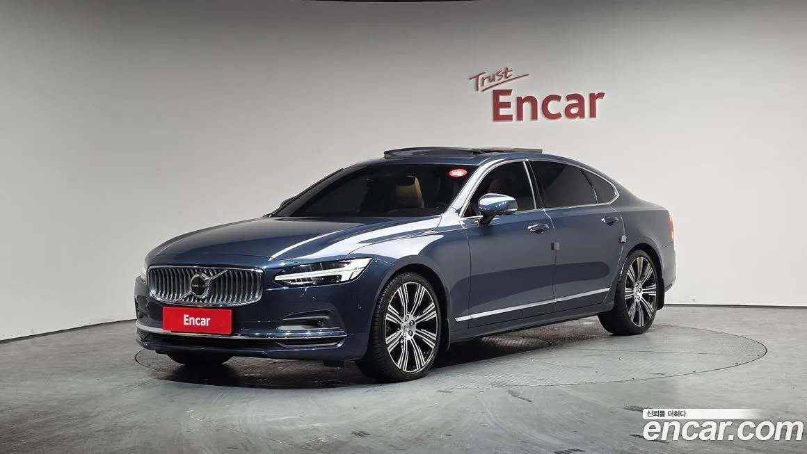 Volvo S90 — фото 1