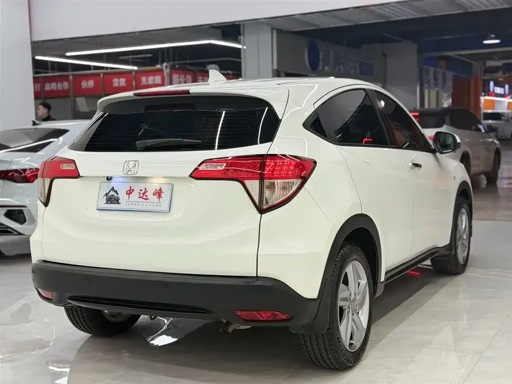 Honda Vezel — фото 4