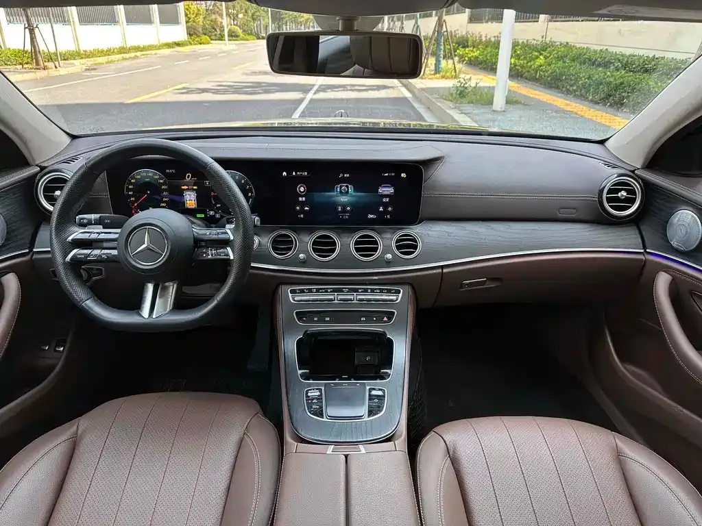 Mercedes-Benz E-Class New Energy — фото 2