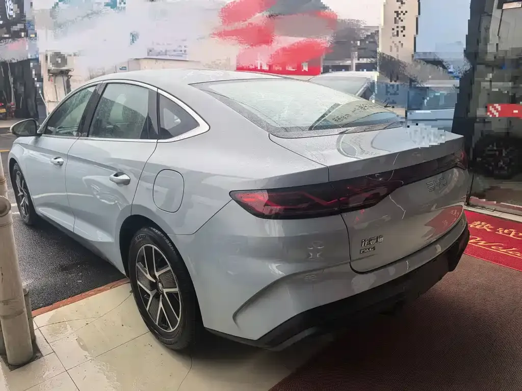 BYD Qin L — фото 5