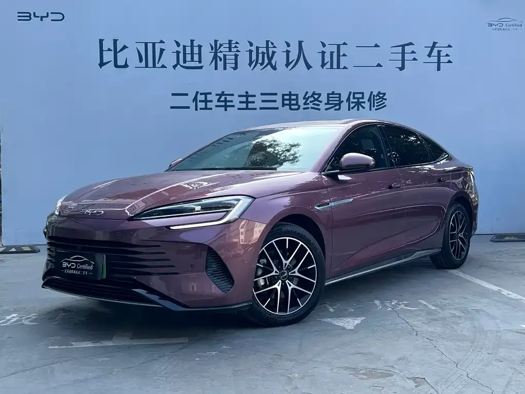 BYD Seal — фото 1