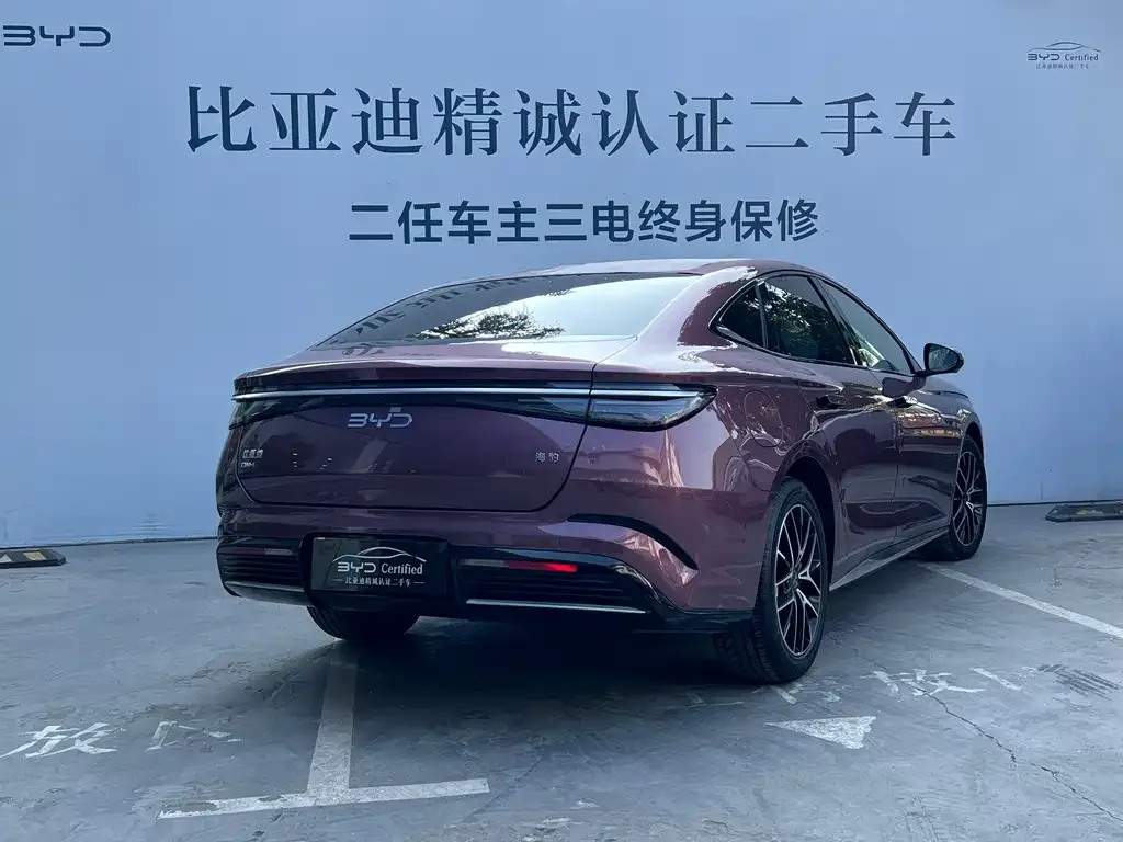 BYD Seal — фото 3