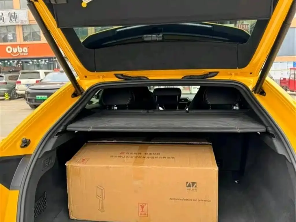 Lamborghini Urus — фото 3