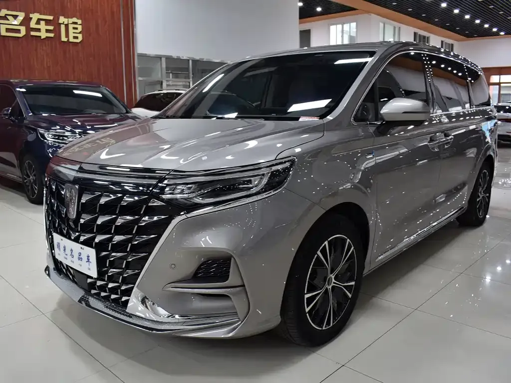 Roewe iMAX8 — фото 1