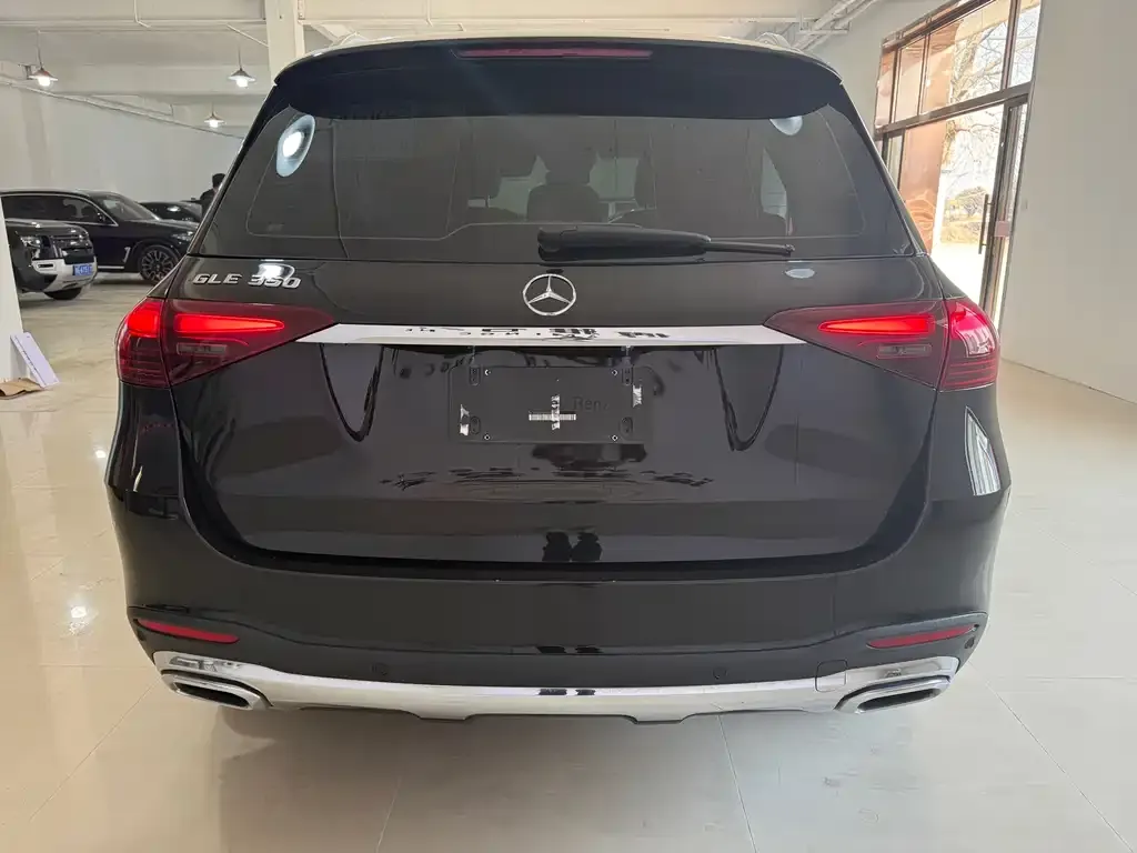 Mercedes-Benz GLE — фото 5