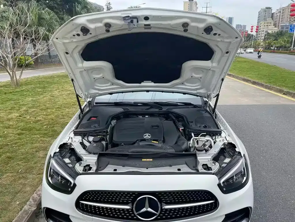 Mercedes-Benz E-Class (Import) — фото 9