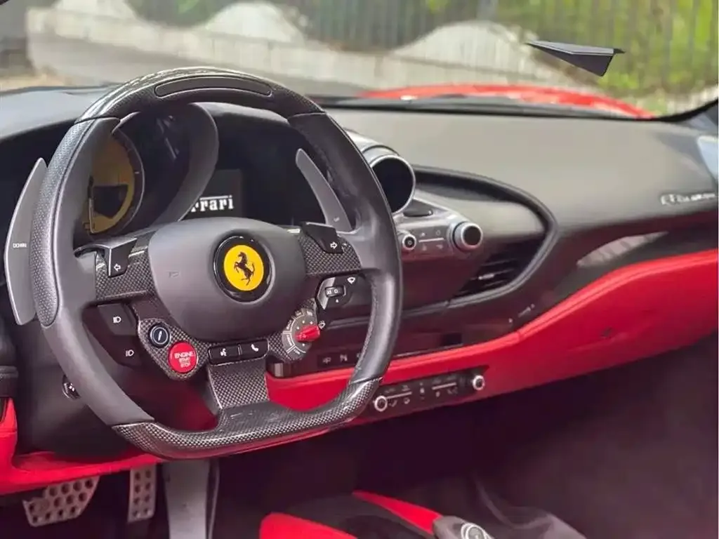 Ferrari F8 — фото 4