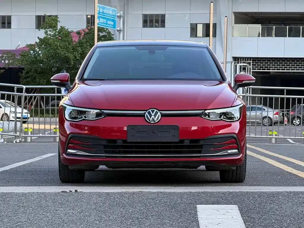 Volkswagen Golf — фото 8