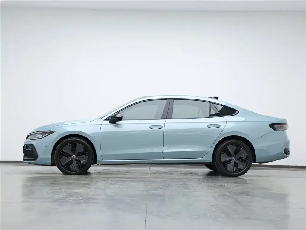 Volkswagen Passat — фото 2