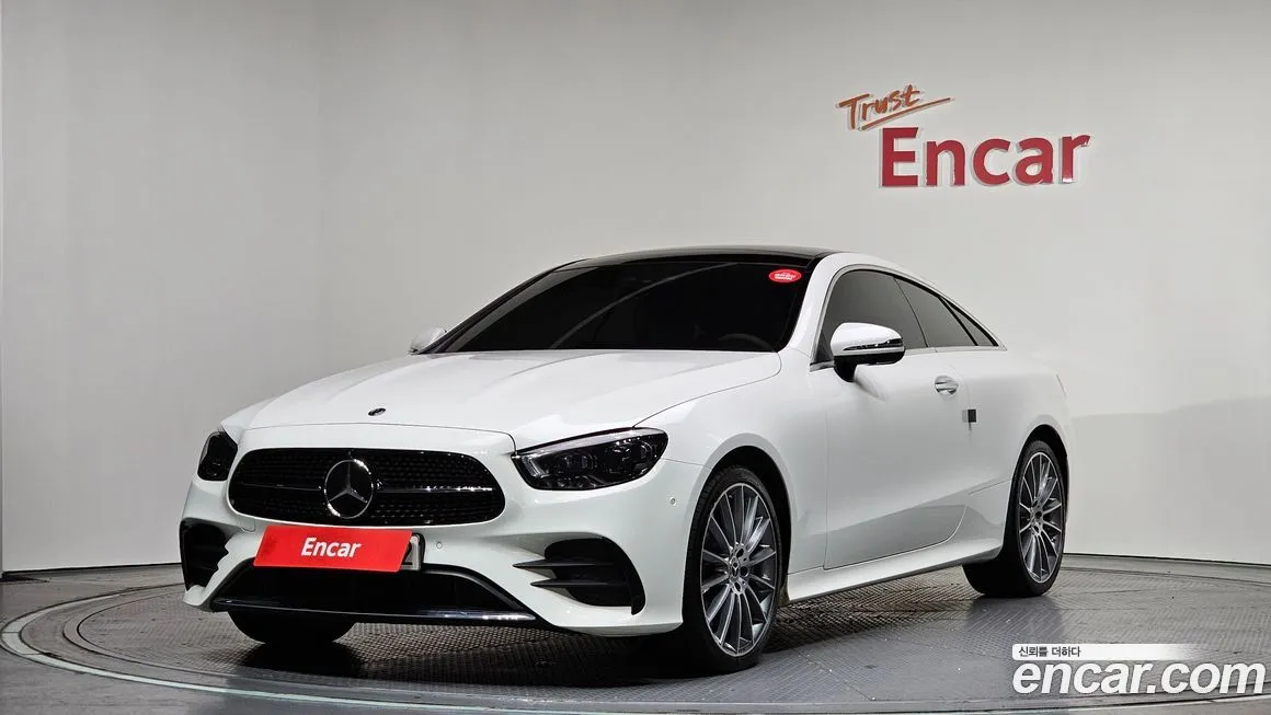 Mercedes-Benz E-Class — фото 1