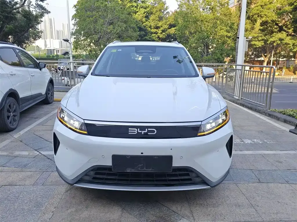 BYD Seal 05 DM-i — фото 9