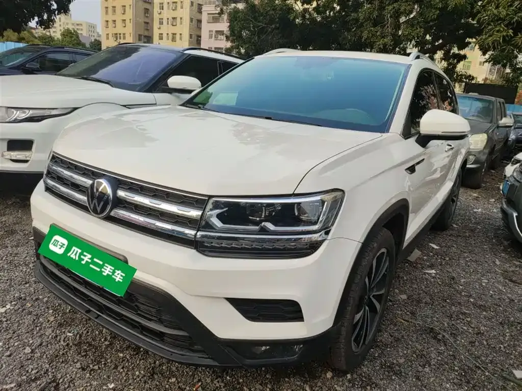 Volkswagen Tharu — фото 1