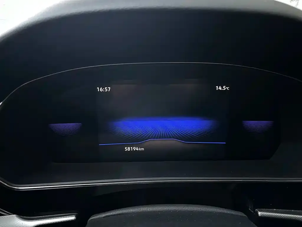 Volkswagen Passat New Energy — фото 2