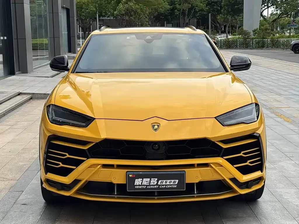 Lamborghini Urus — фото 7