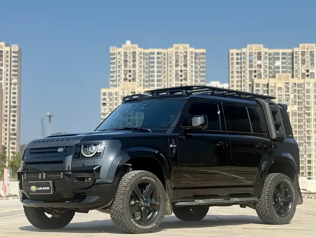 Land Rover Defender — фото 1