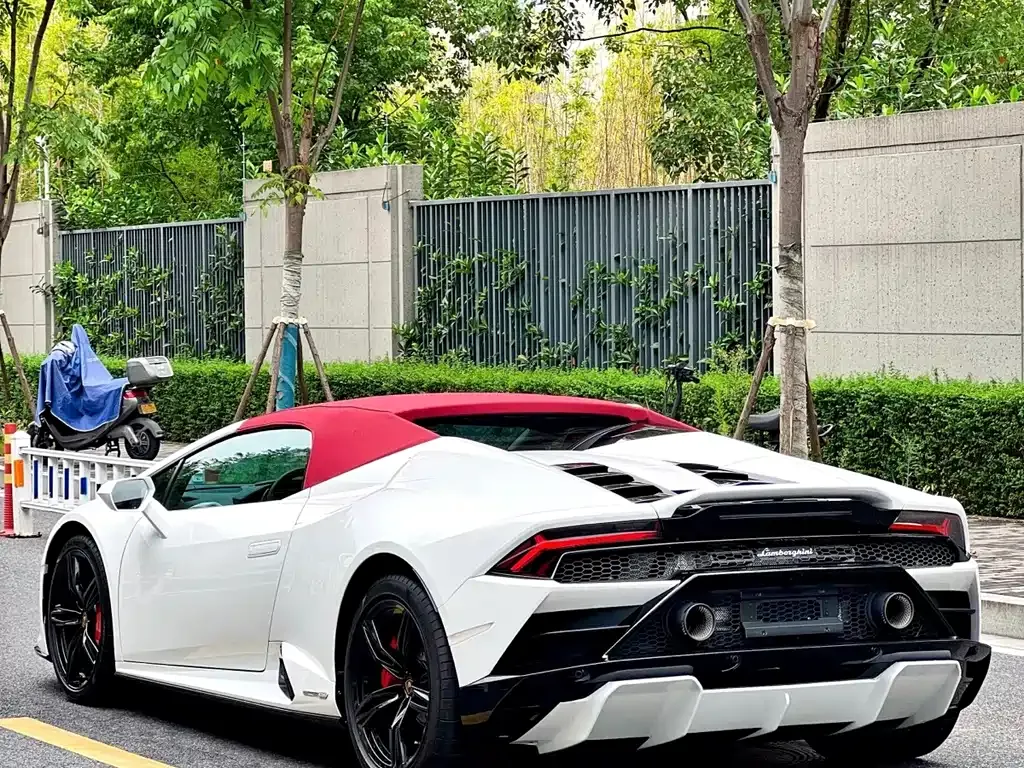 Lamborghini Huracan — фото 5