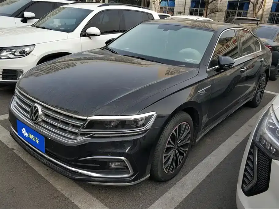 Volkswagen Phideon — фото 1