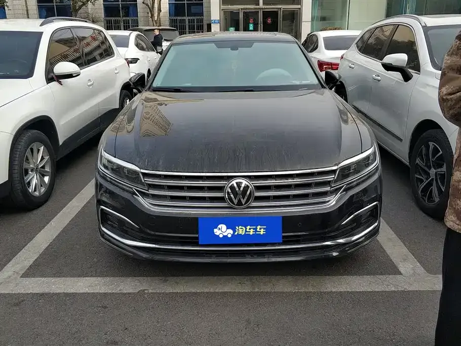Volkswagen Phideon — фото 3