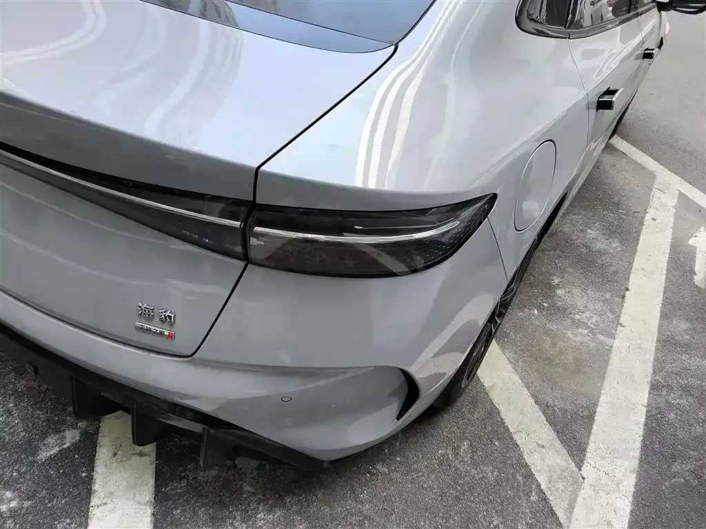 BYD Seal — фото 6