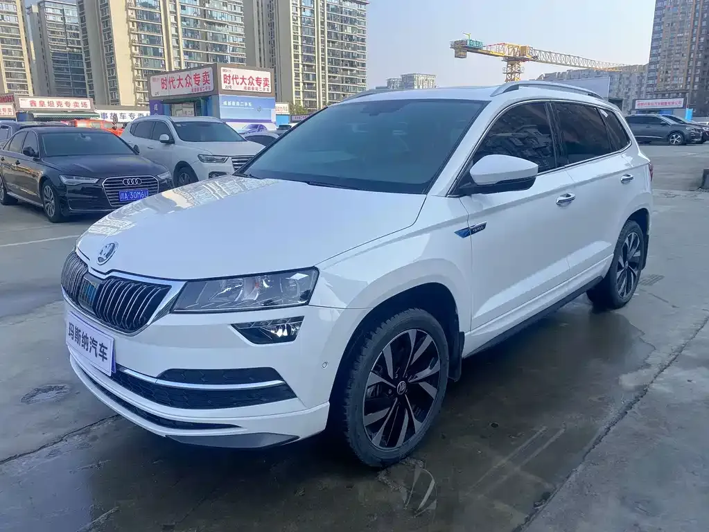 Skoda Karoq — фото 1