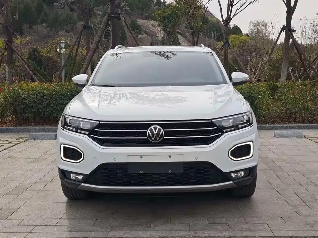 Volkswagen T-Roc — фото 3