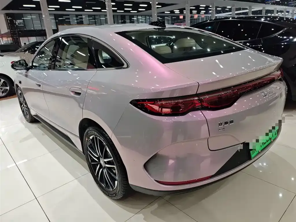 BYD Qin L — фото 3