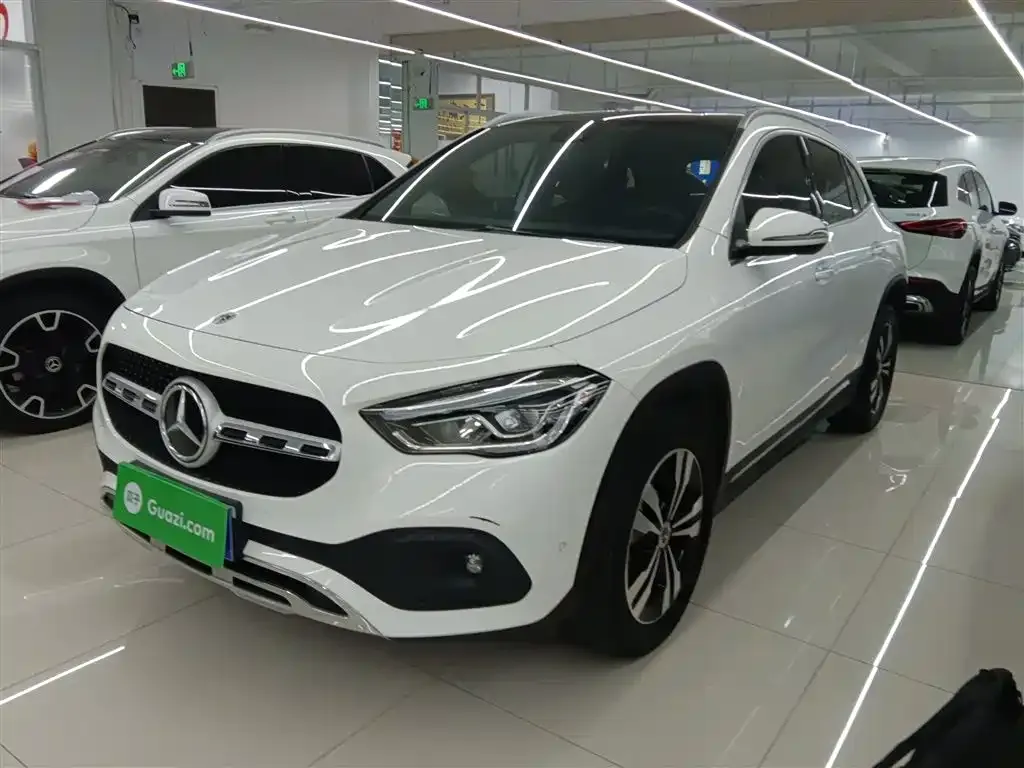 Mercedes-Benz GLA — фото 6