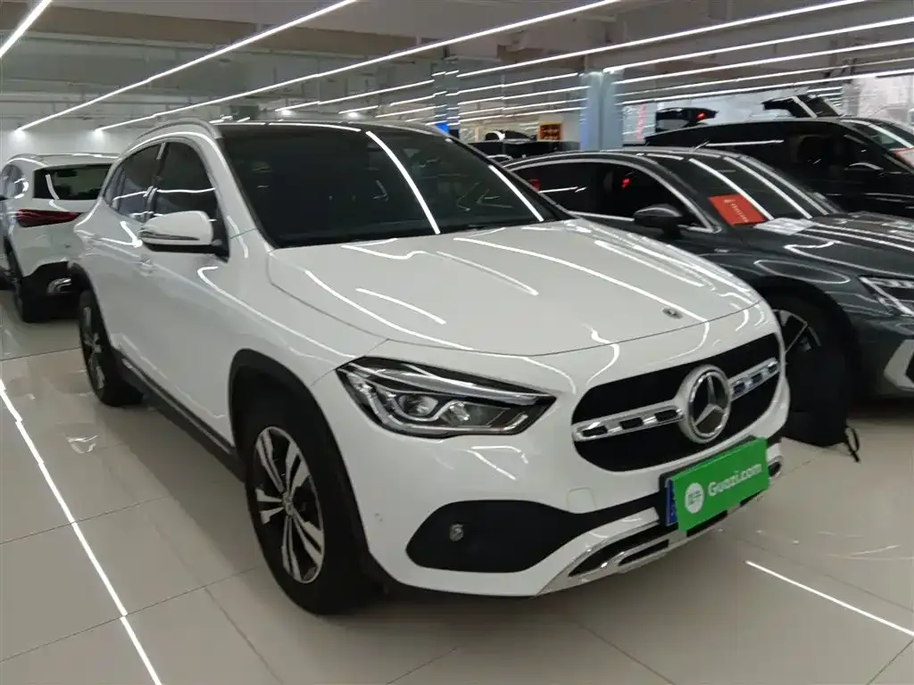 Mercedes-Benz GLA — фото 3