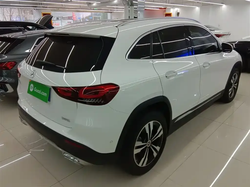 Mercedes-Benz GLA — фото 8