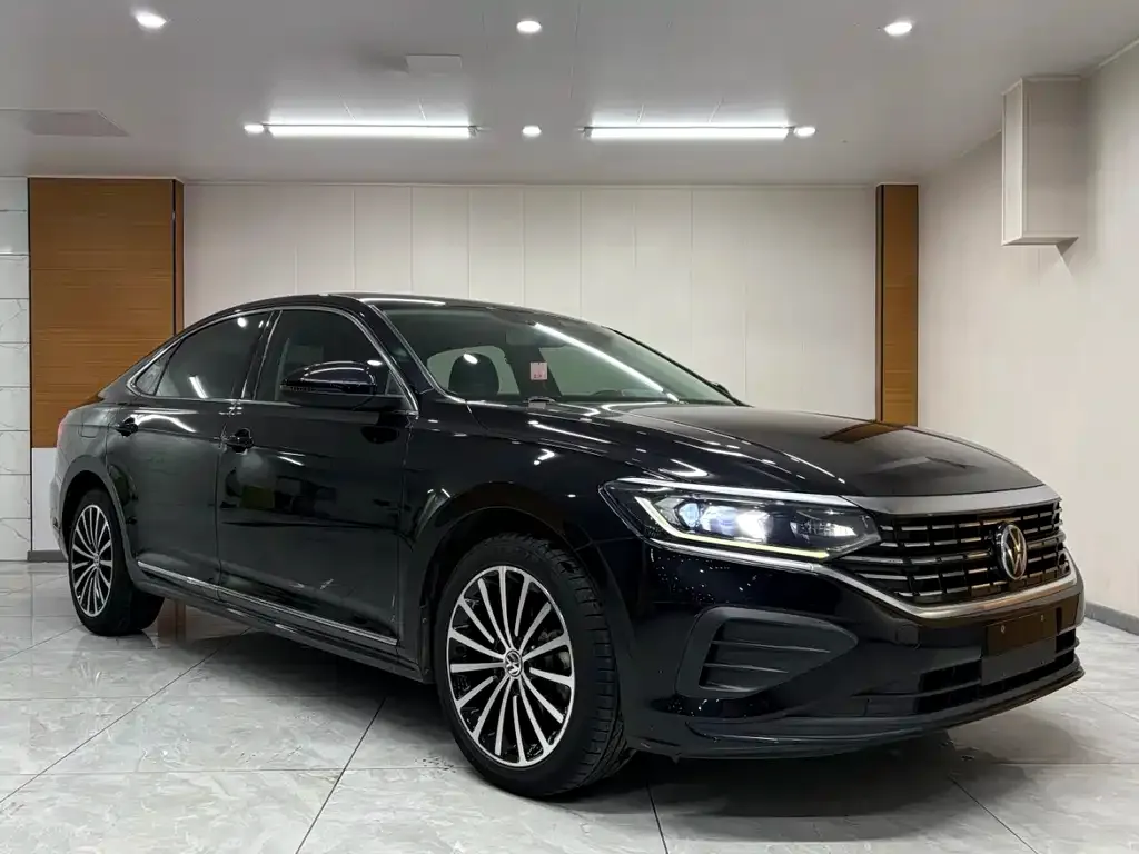 Volkswagen Passat — фото 5