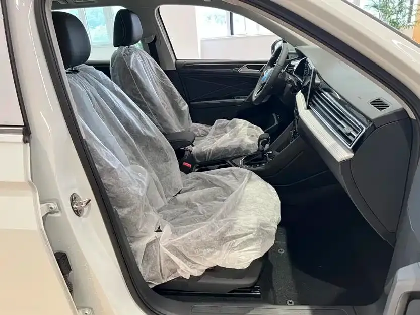 Volkswagen Tiguan L New Energy — фото 10
