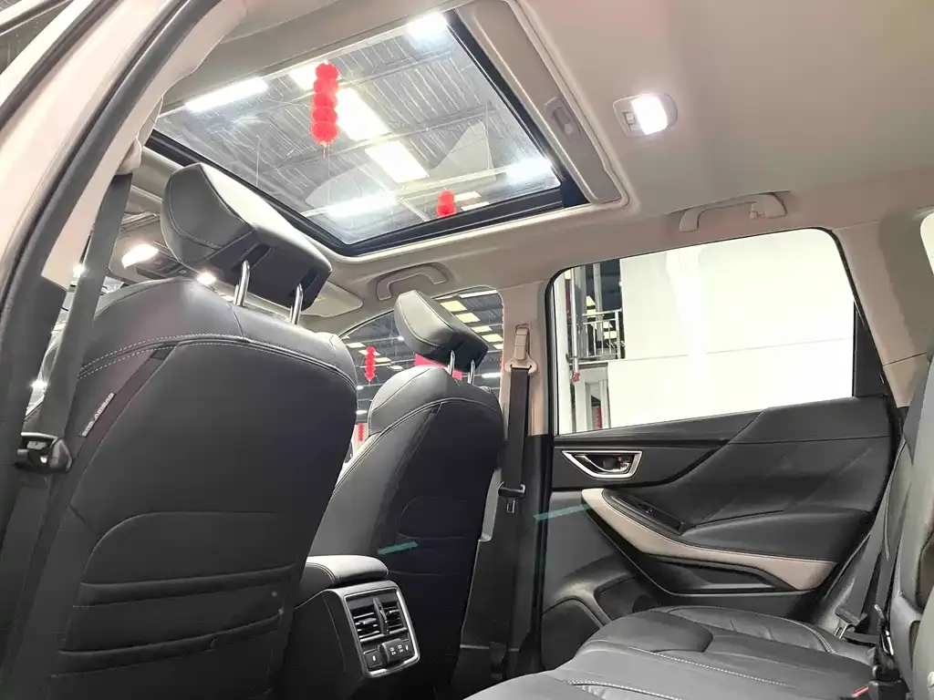 Subaru Forester — фото 3