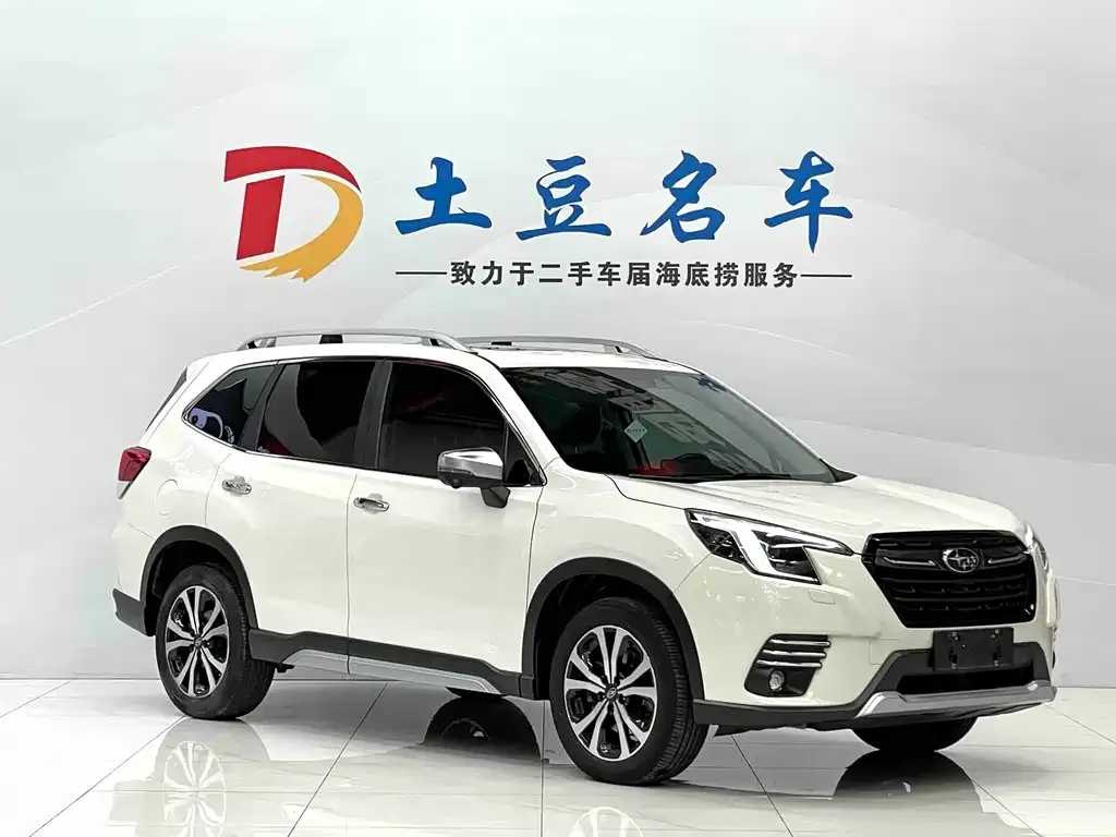 Subaru Forester — фото 4