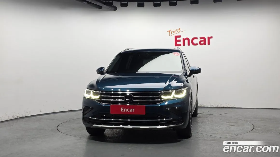 Volkswagen Tiguan — фото 6