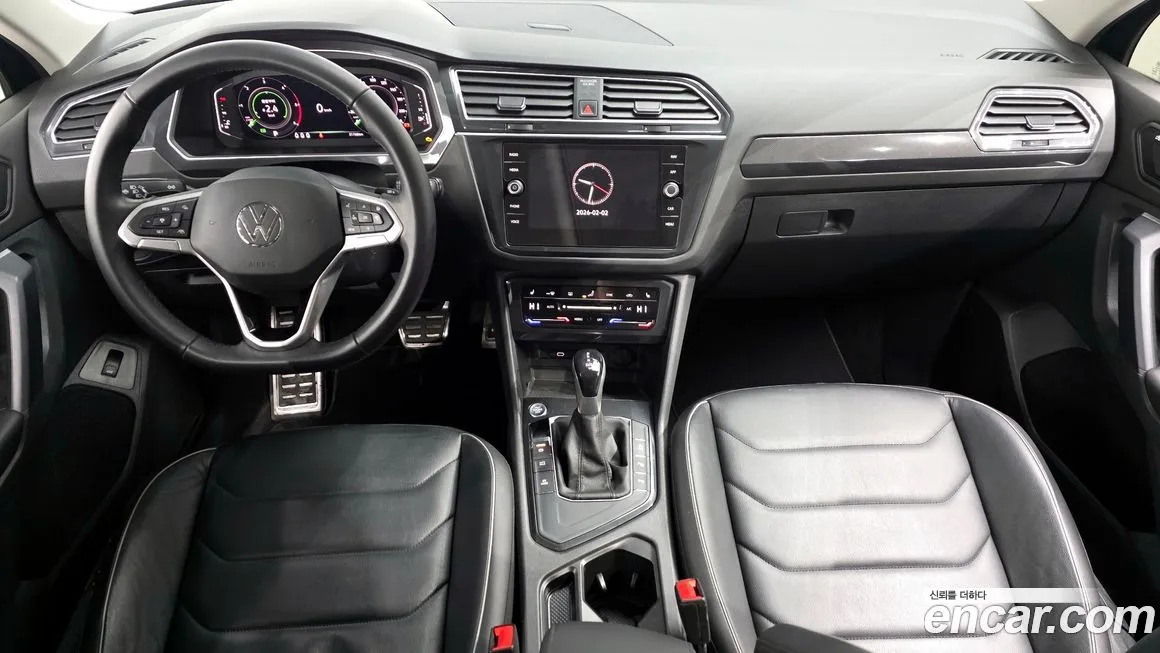 Volkswagen Tiguan — фото 7