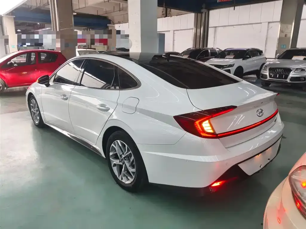 Hyundai Sonata — фото 3