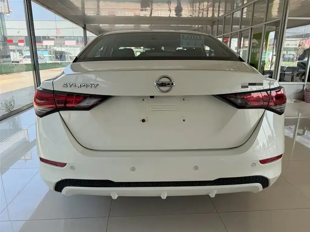 Nissan Sylphy — фото 10