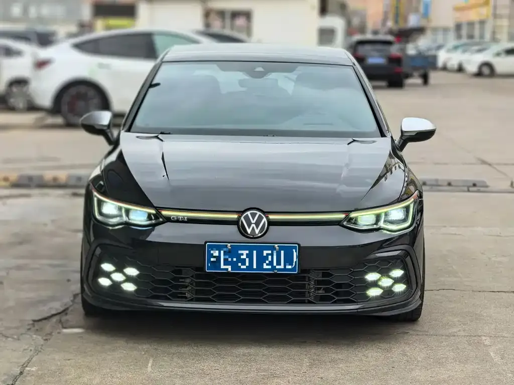 Volkswagen Golf GTI — фото 3