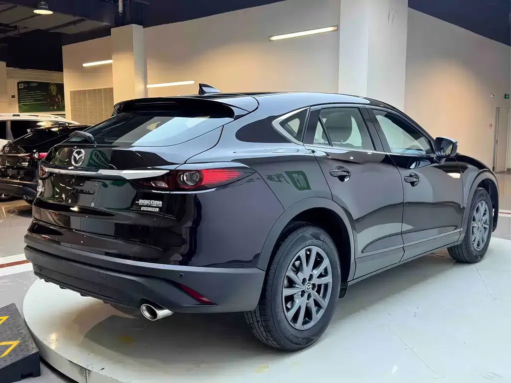Mazda CX-4 — фото 5