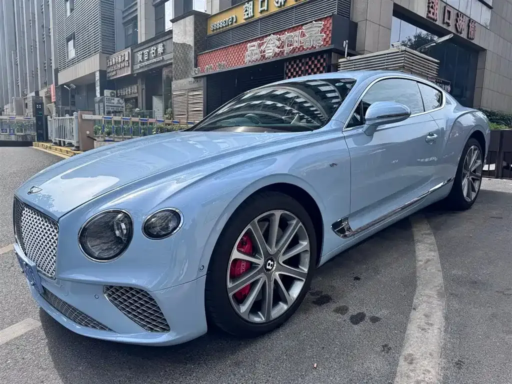Bentley Continental — фото 1