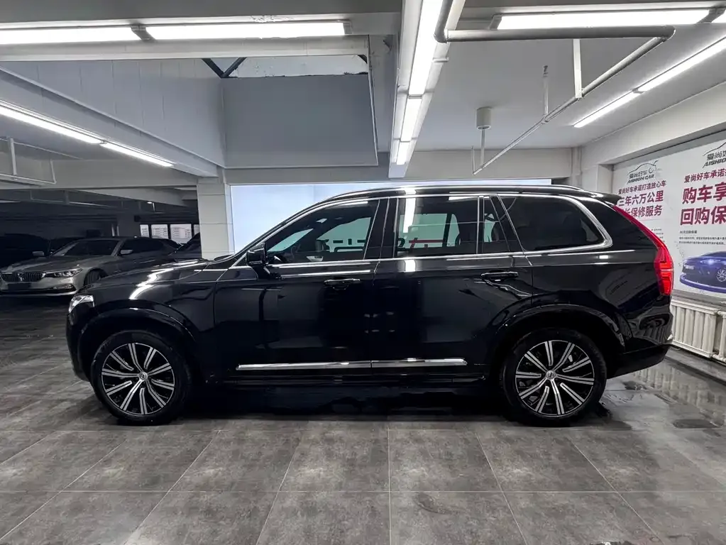 Volvo XC90 — фото 7