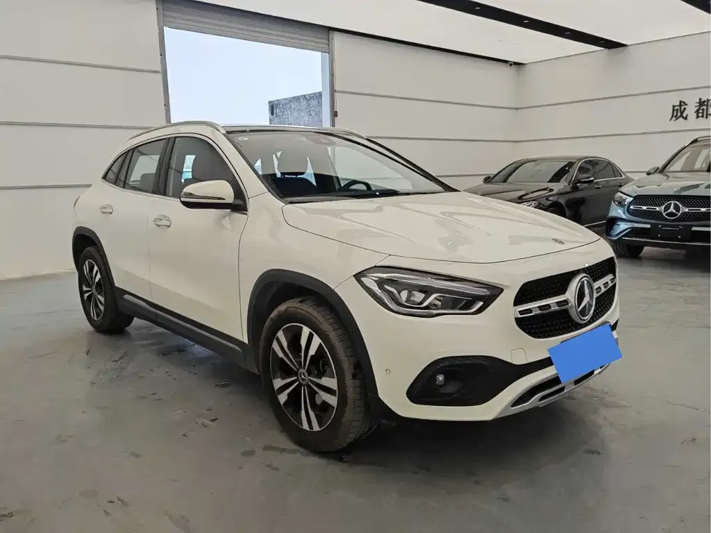 Mercedes-Benz GLA — фото 7