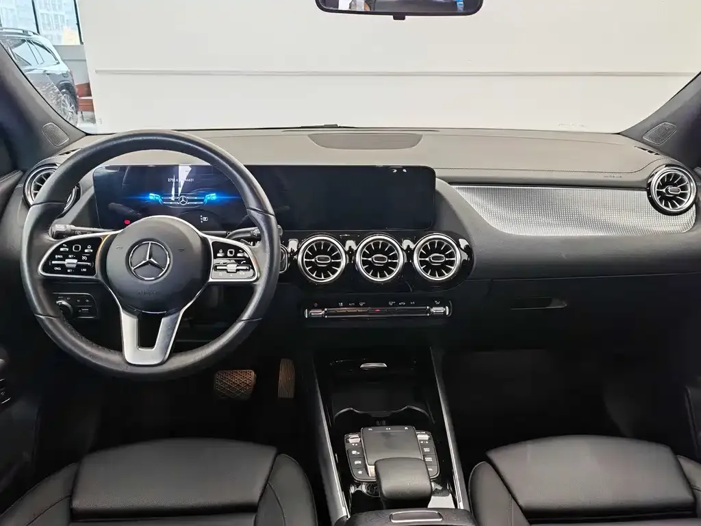 Mercedes-Benz GLA — фото 5